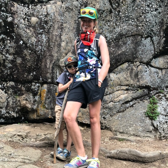 Meet your Posher, Carrie! - Picture 9 of 10